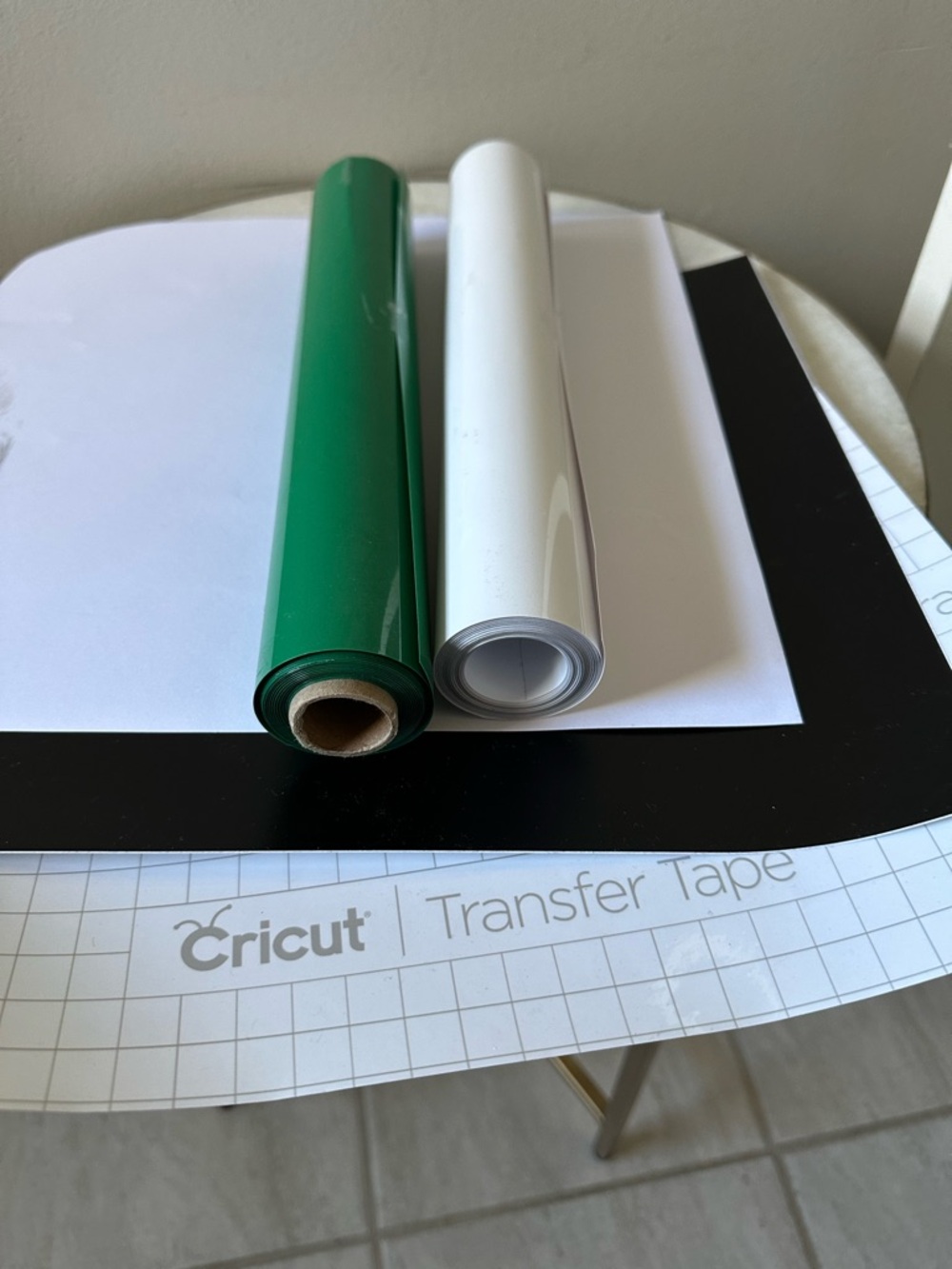 Cricut Vinyl Rolls Green and White with Transfer Tape Smart Vinyl Smart Paper